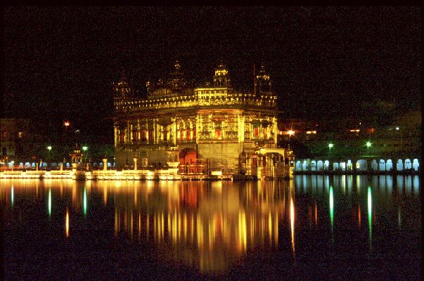 golden temple amritsar wallpapers. wallpaper Golden temple.